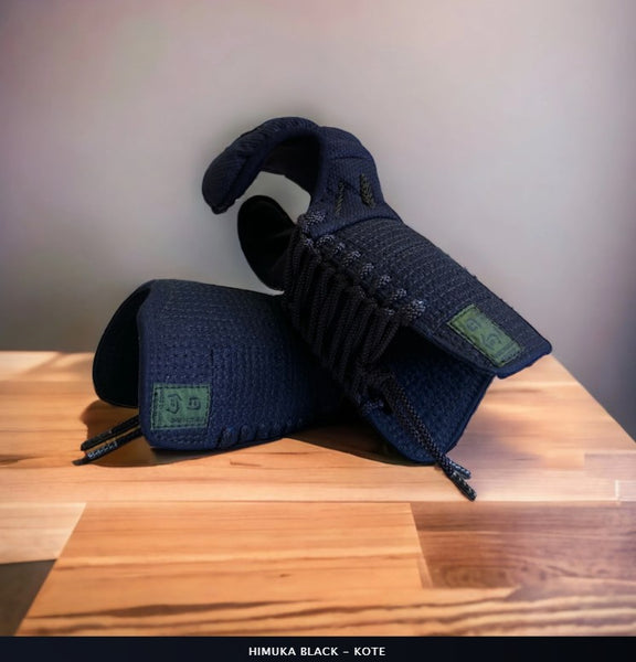 HIMUKA BLACK【日向-ブラック】/Men Kote Tare Kendo Bogu Set