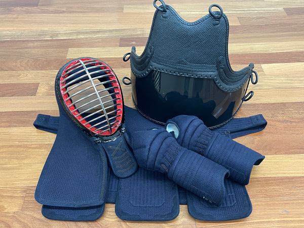 BAK: 10mm (Silver Tombo) Bogu Set